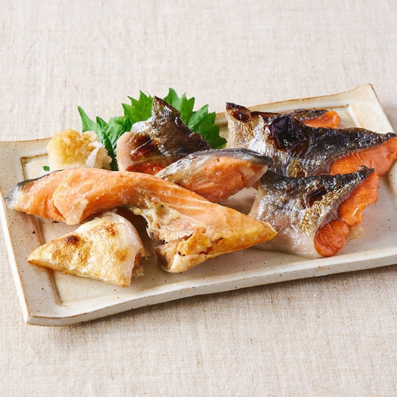 脂のりが良い 三陸産銀鮭カマ|有機野菜 通販 Ｏｉｓｉｘ(おいしっくす)