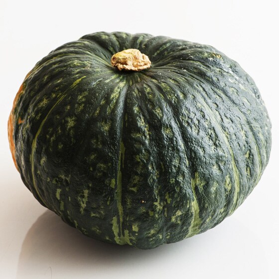 この時期においしいかぼちゃをご提供 かぼちゃ 1玉 ニュージーランド産 有機野菜 通販 ｏｉｓｉｘ おいしっくす